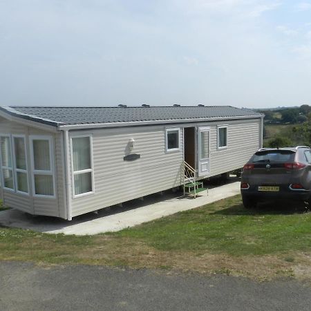 Cwtch Caravans Little Haven Exteriör bild